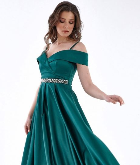 Πράσινο σατέν φόρεμα για ειδικές περιστάσεις