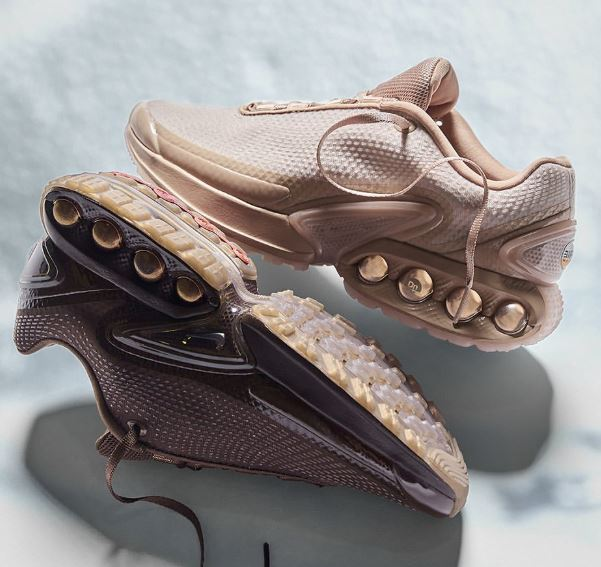 Μπεζ αθλητικά παπούτσια με καλές σόλες